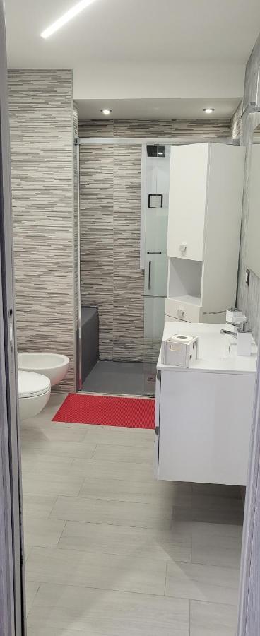 Holithªy Molª Bed and Breakfast Mola di Bari Exteriör bild