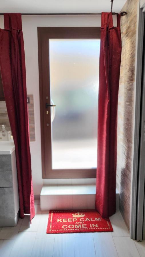 Holithªy Molª Bed and Breakfast Mola di Bari Exteriör bild